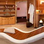 Hotel Logis Le Parc &