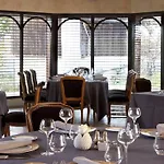 Hotel Logis Le Parc & 4*