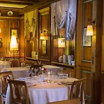 Logis Le Parc & 4*