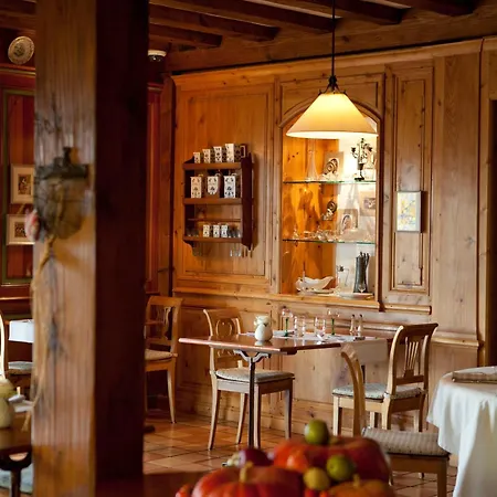 Logis Le Parc & Hotel 4*