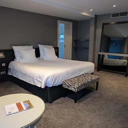 Logis Le Parc & 4* Сент-Ипполит