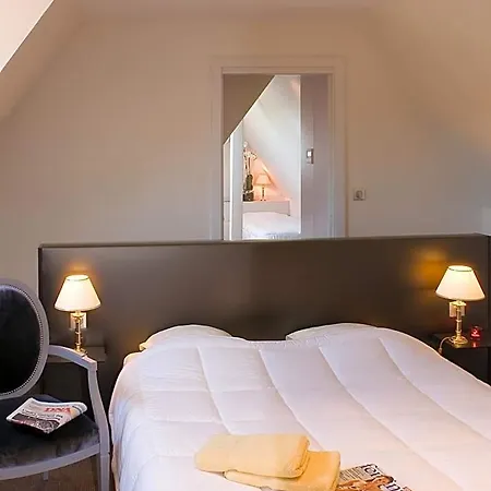 Logis Le Parc & Отель 4*