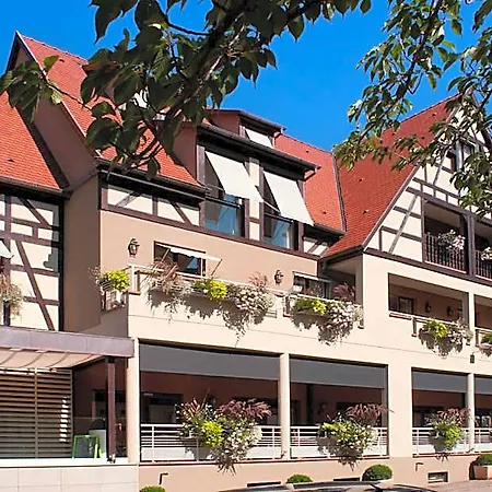 Hotel Logis Le Parc &