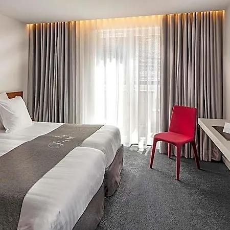 Logis Le Parc & Отель 4*