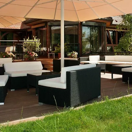 Hotell Logis Le Parc & Saint-Hippolyte (Haut-Rhin)