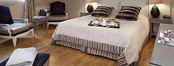 Logis Le Parc & 4* 상띠뽈리뜨