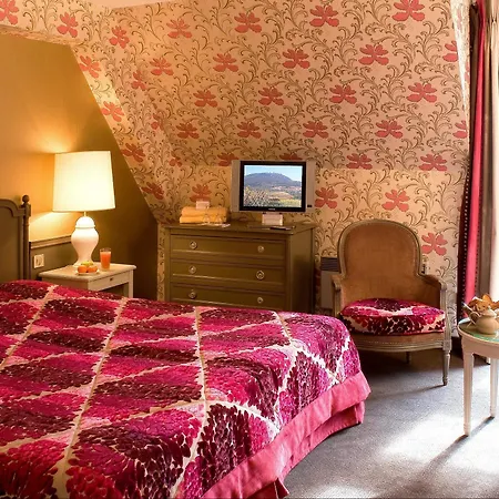 Logis Le Parc & 4* Сент-Ипполит