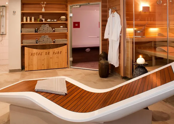 Hotel Logis Le Parc &