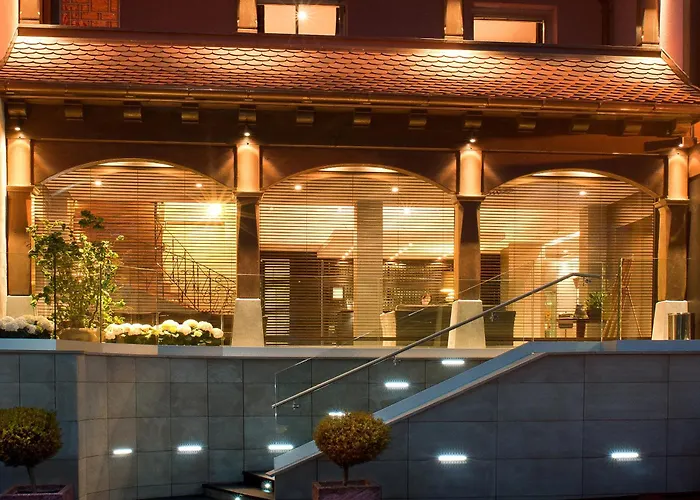 Logis Le Parc & Hotel