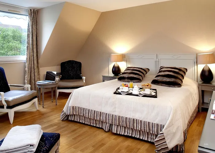 Hotel Logis Le Parc & 4*