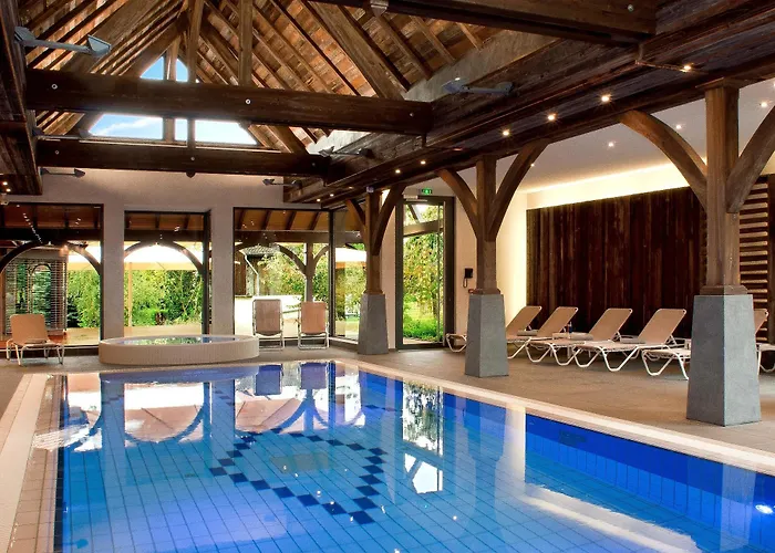 Hotel Logis Le Parc & 4*