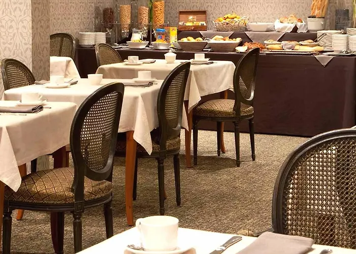 Hotel Logis Le Parc & 4*